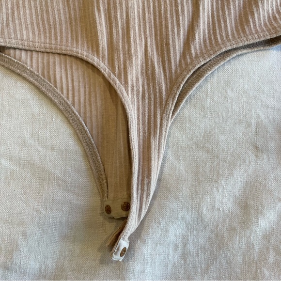 Cream/coral cozy bodysuit with buttons up the front - Picture 2 of 9